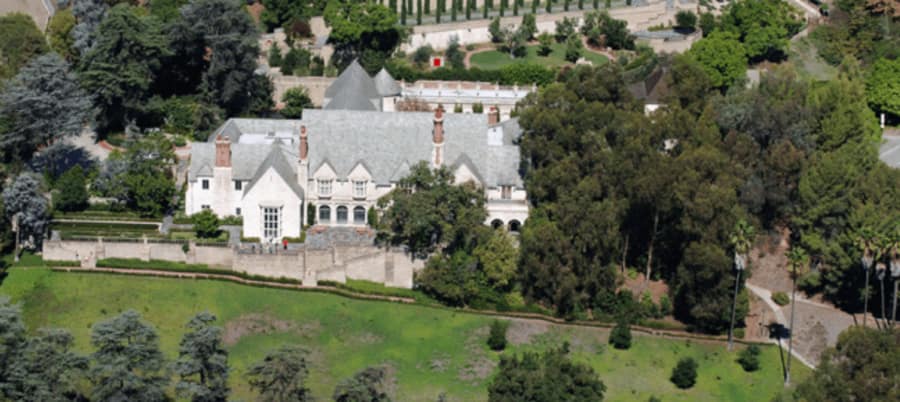 House name ideas: Greystone Mansion