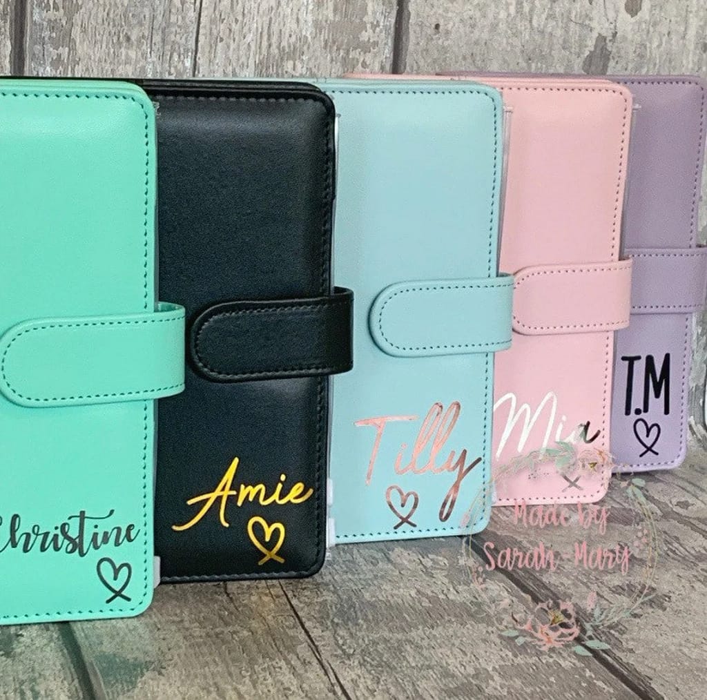 Personalizes cash stuffing binder